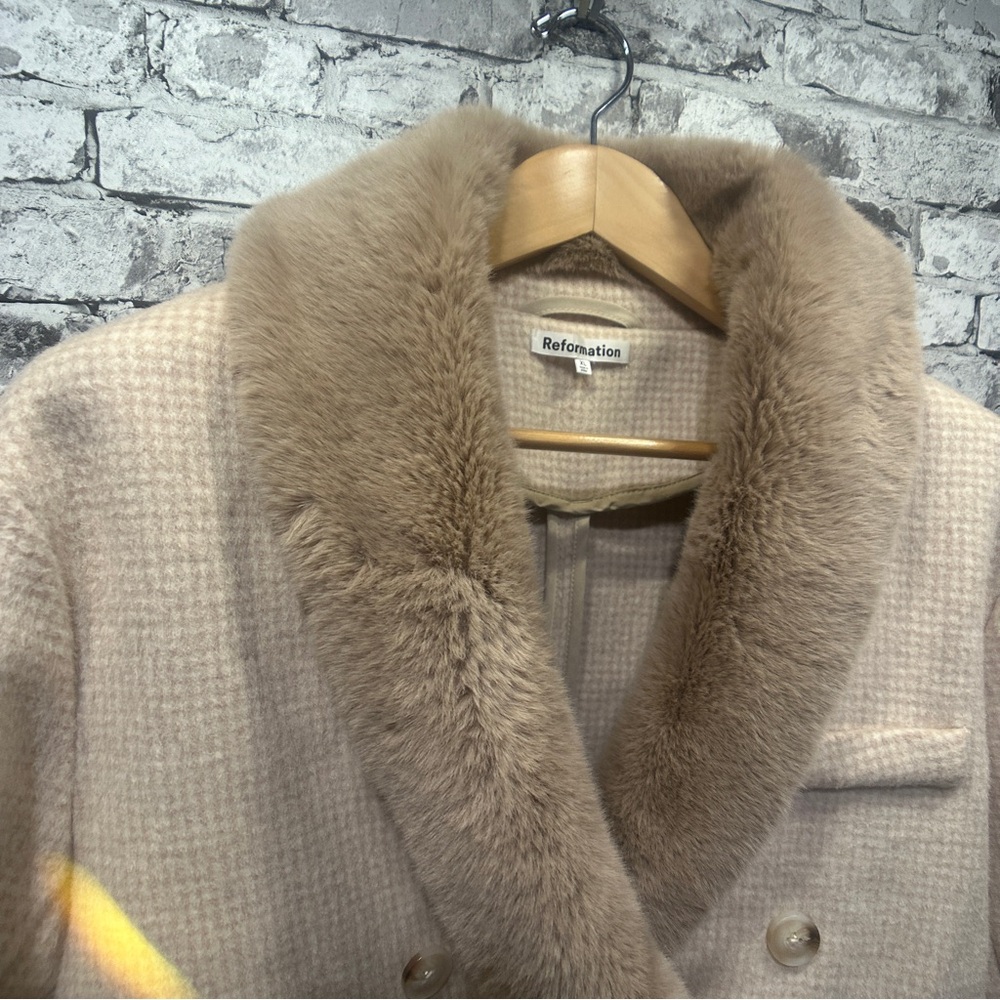 EUC Reformation Double-Breasted Women's Coat Size XL - Picture 7 of 15